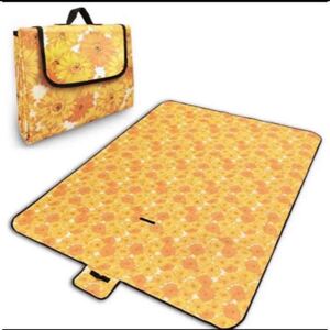 ピクニックマットレジャーシート 広げたサイズ(H×W×D): 200×150cm 使用人数4〜6人 レジャーシート