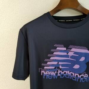 New Balance ニューバランス ロゴプリントTシャツ トップス 半袖 カジュアル スポーティ クルーネック ブルー ネイビー サイズM aa311
