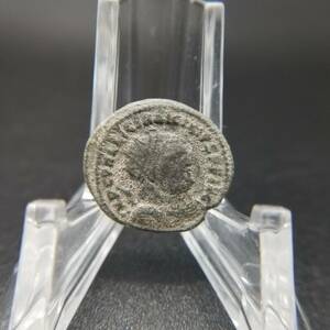 古代ローマ コイン ブロンズ 銅貨 神 ニケ アンティーク 発掘品 出土品 古銭 M12