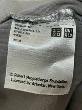 送料無料☆ UNIQLO Vネック　Tシャツ　灰色　グレー　チャコール　Mサイズ_画像4