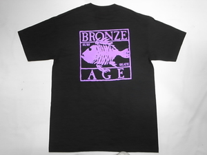 JB即決 BRONZE AGE ブロンズエイジ 限定ネオンカラーシリーズ スクエア フィッシュ Tシャツ 黒x紫 Sサイズ　新品 VENICE VANS
