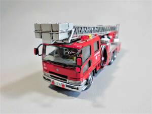 [ Aoshima ]1/72 ladder attaching fire-engine ( large Tsu city fire fighting department north ladder 1) final product 