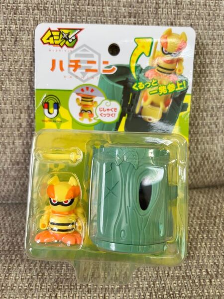 ムシ忍 ハチニン