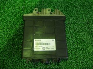 * VW Golf 3 1H 92 year 1H2E engine computer -( stock No:56101) *