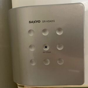 冷蔵庫【サンヨーSR-HS42G】ドアポケット、仕切り板、部品