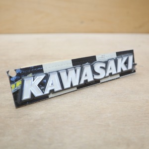 カワサキ Z1/Z2 タンクエンブレム KAWASAKI PMC No:81-1224　220106MD0315