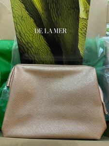 新品未開封状態　DELAMER美容液とピンクゴールド　素敵なデザイン化粧ポーチ付き　購入際コメント下さい