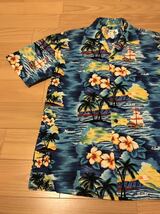 美品☆HAWAII.USA製／KY'S サイズS大き目・日本L-XL?　半袖アロハシャツ 花&ヤシの木,オーシャン リゾート総柄 青ブルー系 ハワイアンALOHA_画像4