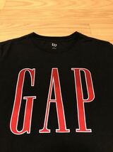 着用3度程.極美品☆OLD GAP／オールドギャップ 90sビンテージ復刻型 メンズS 希少.フェルト超BIGロゴ.フロントプリント入 半袖Tシャツ 黒色_画像5