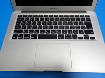 MacBook Air A1466 通電のみ確認　起動確認できず　ジャンク品_画像3