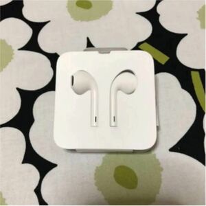 EarPods with Lightning Connector