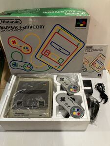 ★美品 経年劣化あり 任天堂 スーパーファミコン 本体 SHVC-001 純正AVケーブル 純正ACアダプター付き レア 希少 送料無料★