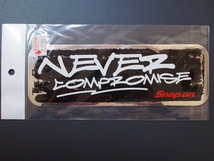 デッドストック 当時物 日本正規品 スナップオン Snap-on tools NEVER COMPROMISE 鏡面 ステッカー シール 管理No.8269_画像2