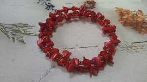 * clear red × beads *3 ream bangle *