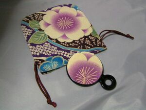  peace. pouch & hand-mirror. set { aperture stop ground . Sakura / purple }