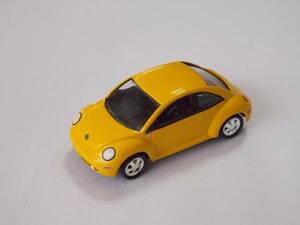 JOHNNY LIGHTNING ジョニーライトニング Volkswagen 　1998 NEW BEETLE YELLOW