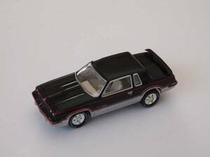 JOHNNY LIGHTNING ジョニーライトニング CLASSIC GOLD COLLECTION　1983 HURST OLDSMOBILE (HARRY MAGER'S)