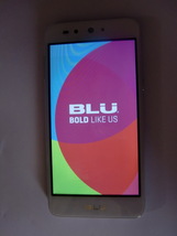 SIMフリー BLU GRAND X LTE 　シルバー　リセット済み_画像1