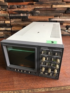 Tektronix 1735HD★HD ウェーブフォームモニター 波形モニター 現状渡し 通電のみ 5