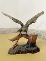 金属製　鳥 鷹　 インテリア 和室 飾り物 縁起物 金属工芸 （二階）_画像1