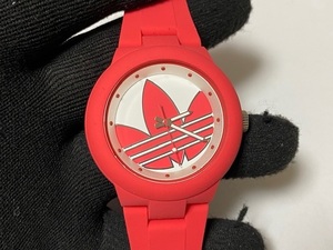 adidas アディダス ABERDEEN アバディーン ラバー系樹脂ベルト ADH3115 腕時計 展示未使用品　電池交換済　