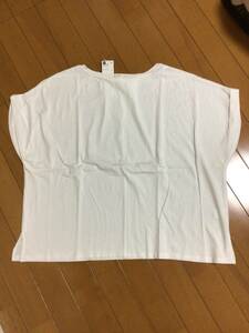 新品　未使用　タグ付き　GU ユルT　 Tシャツ　ビッグTシャツ　Lサイズ　オフホワイト　綿100%
