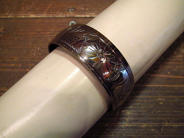 Pulsera de plata grabada vintage con accesorios hechos a mano, pulsera, Brazaletes, pulsera, otros