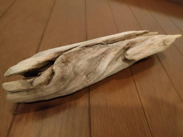 ☆天然流木 水槽 1点物 アクアリウム オブジェ アート 30×6.5×5.5cm 大和川 爬虫類 とかげ ヘビ インテリア 魚 めだか 隠れ家