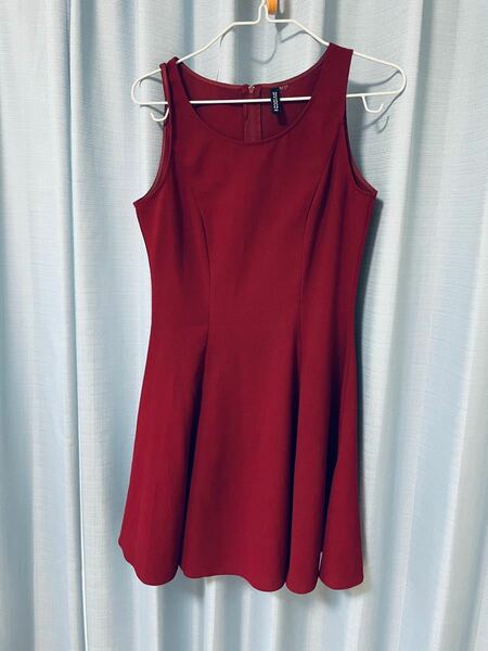 H&M ドレス　赤ワイン色　レディースファッション
