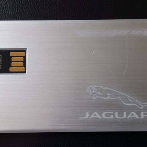 送料込 ジャガー 4GB USBメモリー 極薄 新品 未使用 フォーマット済み