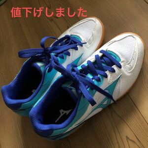 ふアシックスシューズ卓球用