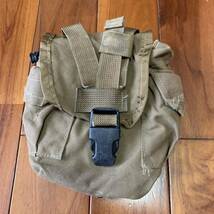 沖縄 米軍放出品 1 QT CANTEEN UTILITY POCKET POUCH ユーティリティ キャンティーン ポーチ コヨーテ (管理番号Y10)_画像1