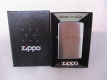 ZIPPO MADE IN USA シルバー色 ジッポ 保管品 付属品あり 定形外220円～ ゆうパック60サイズ 同梱対応可能_画像1