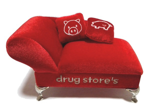 即決 ノベルティ ドラッグストアーズ drug store's ジュエリーケース ジュエリーボックス ミニチュア ソファ 家具型 赤 小物入れ 送料無料
