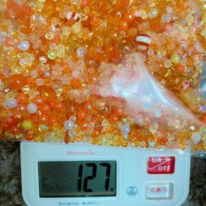 セール!86オレンジ系アクリルビーズまとめ売り(キッズ向き)