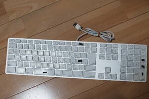 [即決]ジャンク Apple A1243 USBキーボード 日本語 テンキー付き アップル ジャンク