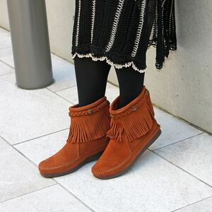 新品 未着 minnetonka ミネトンカ HI TOP BACKZIP BOOT ブラウン サイズ6 定価、17.600円 ドミニカ製