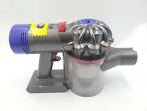 【１円～】【動作品】Dyson/ダイソン SV11 コードレス クリーナー サイクロン 掃除機 ロング パイプ ヘッド 充電器_画像4