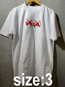 sacai × KAWS Flock Print T-shrit 新品 White × Red サイズ3 (L) サカイ カウズ フロック プリント Tシャツ Tee ホワイト レッド 白 赤