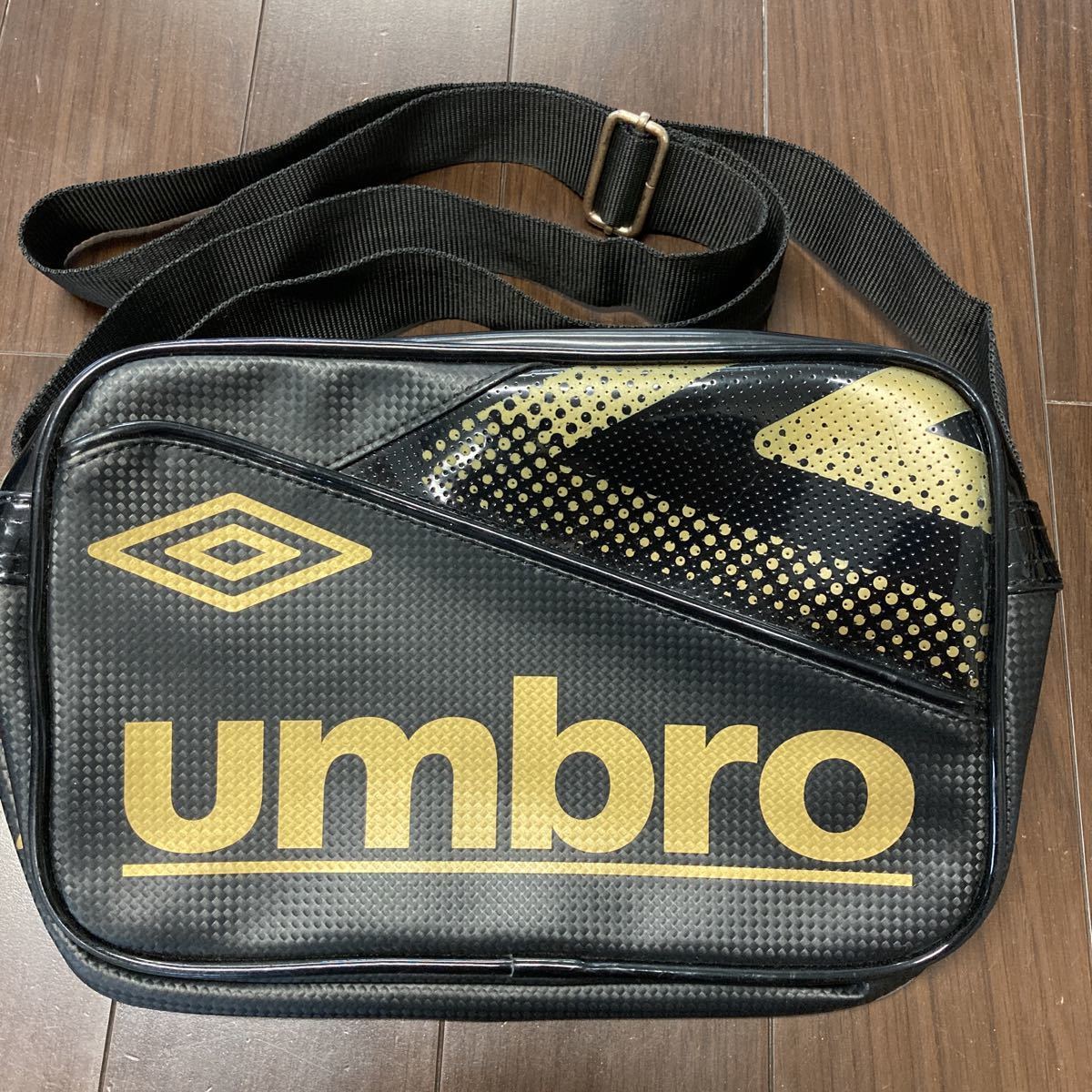 全てのアイテム ⭐umbroスポーツバック econet.bi