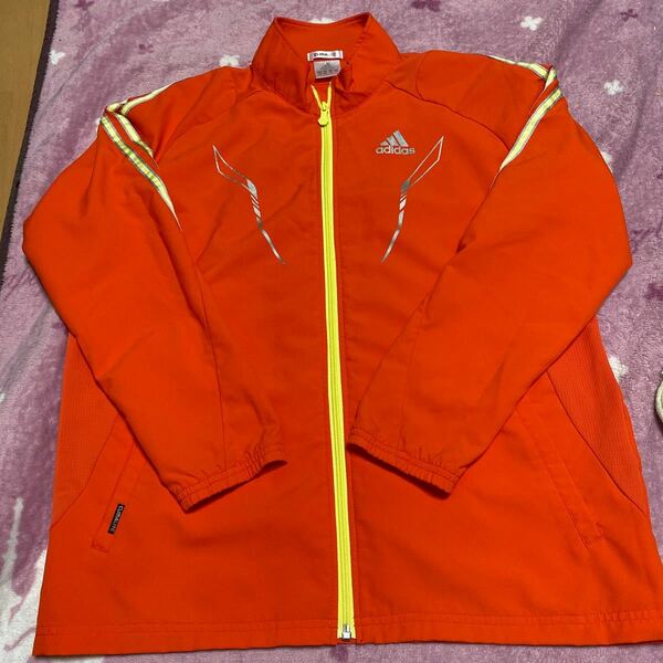 adidas ウィンドブレーカー