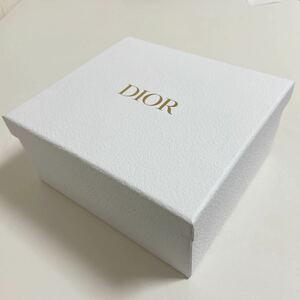 即決★Dior ディオール 空箱 箱 BOX ボックス 19.2×17.2×9cm USED