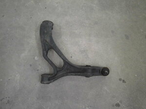 * Porsche Cayenne 955 9PA right front lower arm *