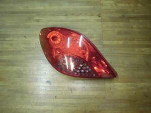 * Peugeot 207 left tail light *