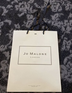 JO MALONE 　手提げ紙袋 　幅300 高さ380 奥行き210　ブランド　ショップ袋　　ジョーマローン