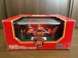 レーシングチャンピオン racing champions 1/43 NASCAR マクドナルド mcdonalds pit stop show case chevy die cast ford フォード