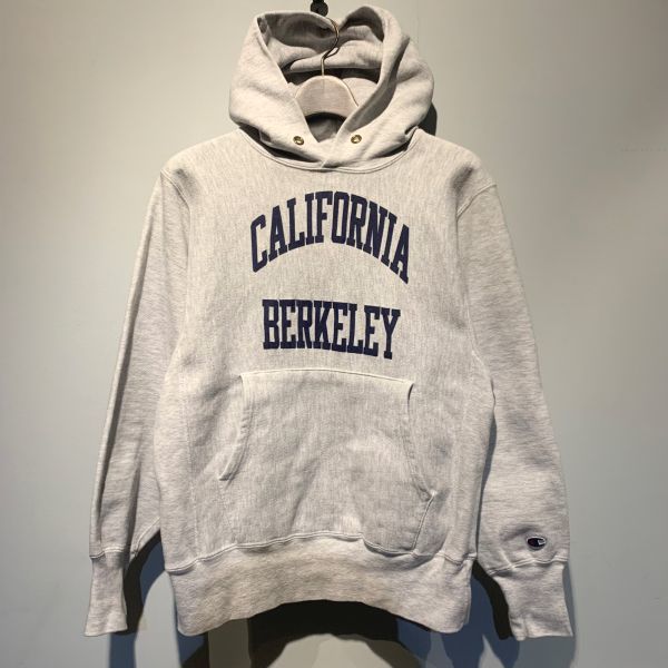 カリフォルニア大学バークレー校 Champion パーカー タグ付き新品 des