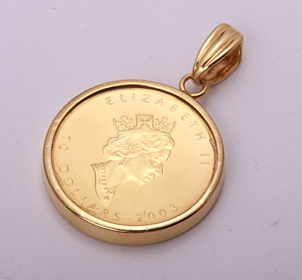 ヤフオク! -メイプルリーフ金貨 ペンダントの中古品・新品・未使用品一覧
