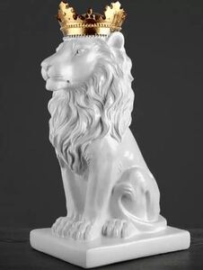 王冠を被った獅子 ライオン オブジェ 置物 白
