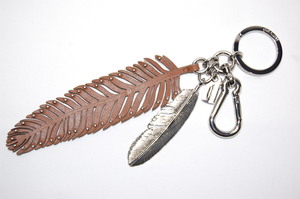  Coach COACH feather motif Wing leather x metal key holder bag charm ( Brown ) [ used ][ that day shipping ]